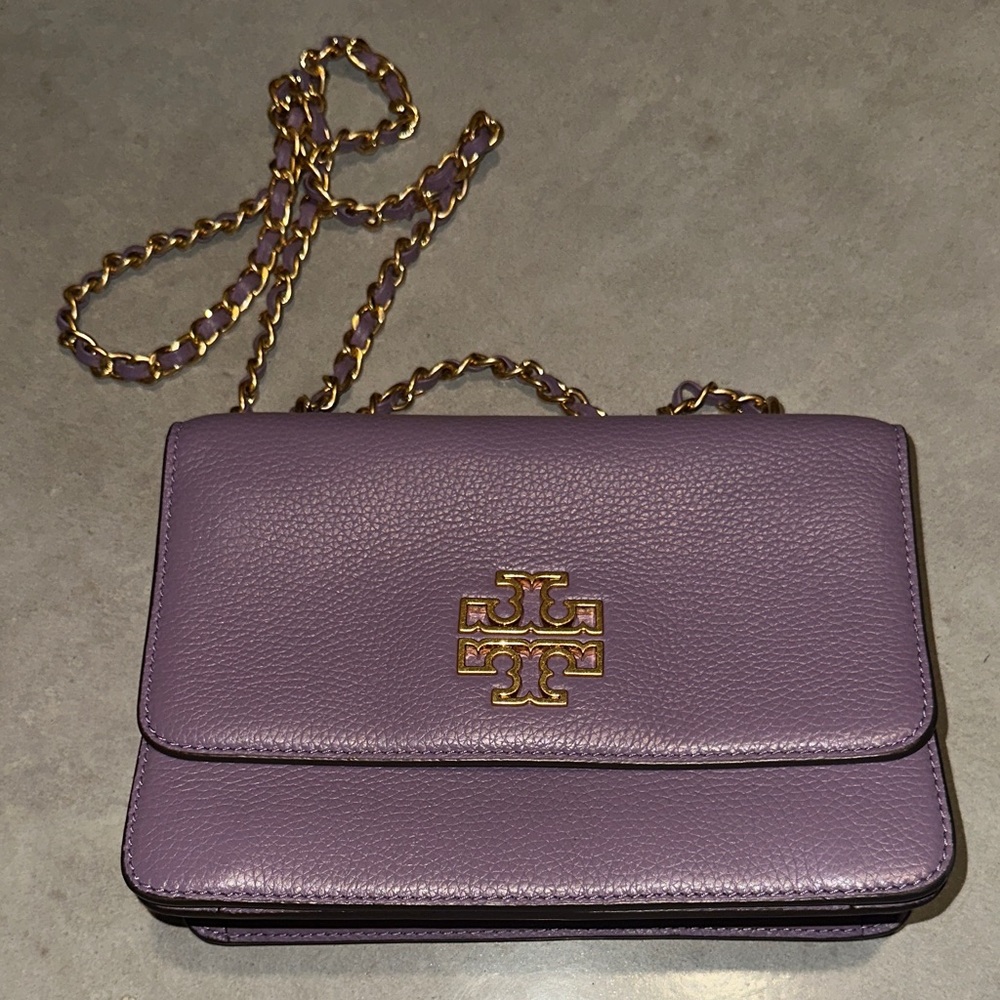 Tory Burch Lavender Crossbody Bag with Gold Chain